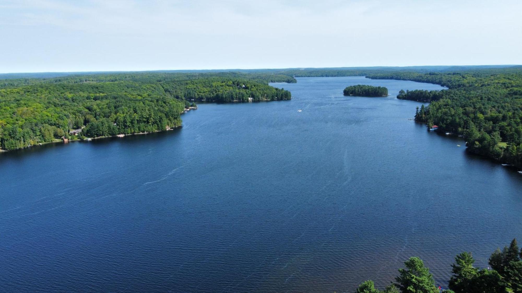 Hotel Haliburton Post House Minden Zewnętrze zdjęcie