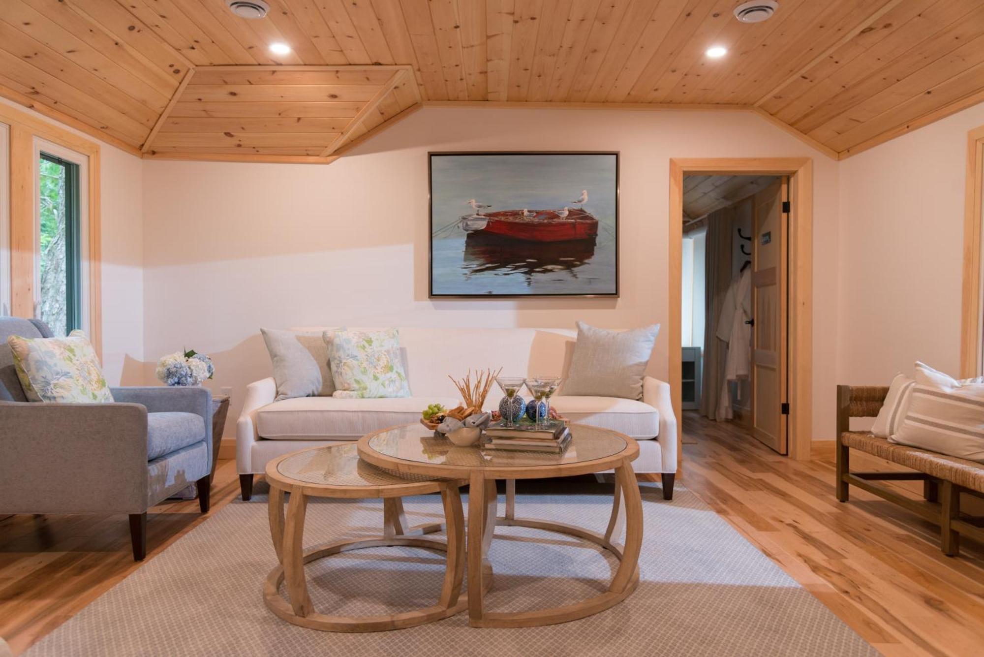 Hotel Haliburton Post House Minden Zewnętrze zdjęcie