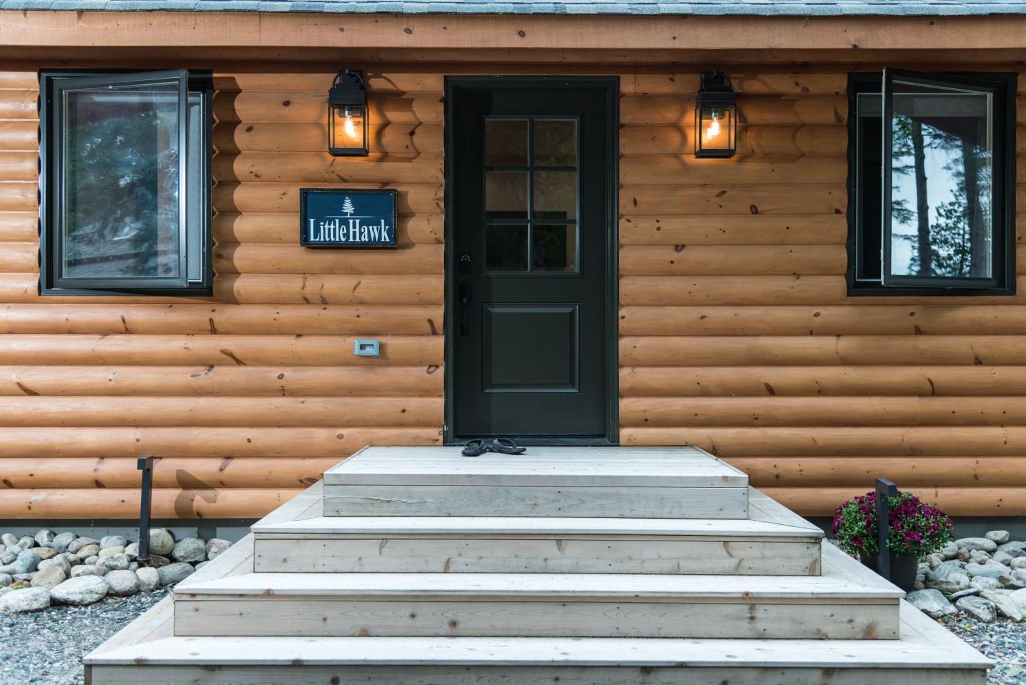 Hotel Haliburton Post House Minden Zewnętrze zdjęcie