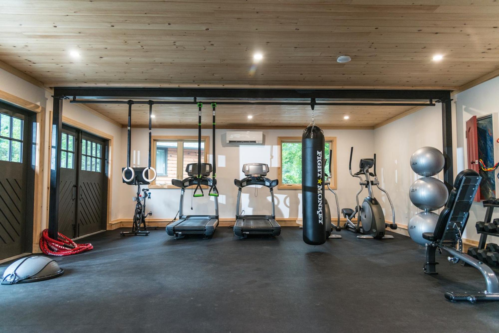 Hotel Haliburton Post House Minden Zewnętrze zdjęcie